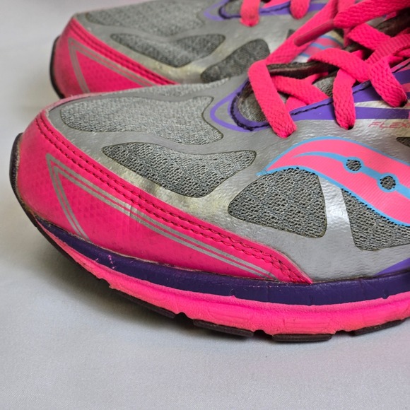 Saucony Kinvara 4 Running Shoes, Pink/Gray/Purple, Women's 6M, Fair/Good Used - Picture 10 of 16